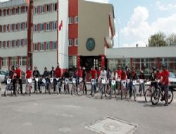 4 ülkeden 24 genç Erzurum'daydı